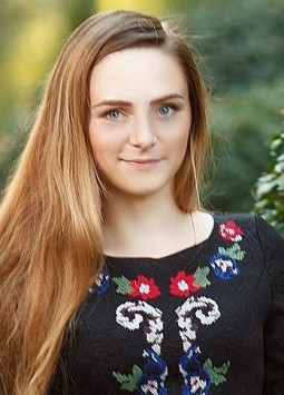 Karina from Kharkiv, 26 years, with blue eyes, light brown hair, Christian, Journalist.