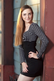 Karina from Kharkiv, 27 years, with blue eyes, light brown hair, Christian, Journalist. #8