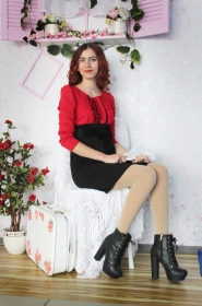 Inna from Nikolaev, 28 years, with green eyes, red hair, Christian, photographer. #3