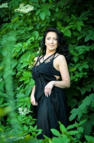 Viktoriya from Kharkov, 39 years, with green eyes, black hair, Christian, hairdresser. #11