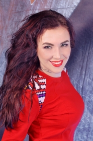 Anastasiya from Lozovaya, 29 years, with green eyes, dark brown hair, Christian, meneger. #6
