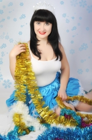 Elena from Lugansk, 45 years, with brown eyes, dark brown hair, Christian, accountant. #15
