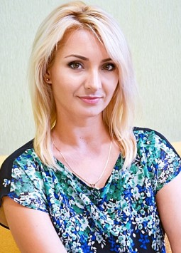 Alena from Simferopol, 37 years, with brown eyes, light brown hair, Christian, Dance Teacher, Make-up Designer.