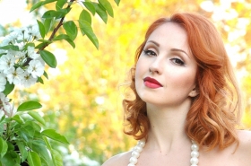 Kristina from Kharkov, 30 years, with brown eyes, red hair, Christian, singer. #1