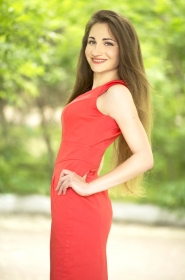 Ksenia from Mykolaiv, 29 years, with green eyes, light brown hair, Christian, freelancer. #3