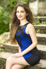 Ksenia from Mykolaiv, 29 years, with green eyes, light brown hair, Christian, freelancer. #5