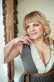 Anna from Berdiansk, 46 years, with blue eyes, blonde hair, Christian, beautician. #19