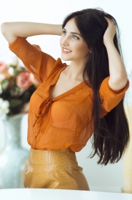 Daria from Kharkiv, 28 years, with green eyes, black hair, Christian, manager. #7