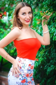 Elena from Kharkov, 34 years, with green eyes, dark brown hair, Christian, marketing. #5