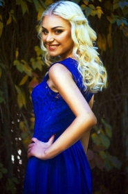 Eva from Kharkiv, 25 years, with blue eyes, blonde hair, Christian, University Student. #6