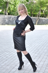 Elena from Kharkov, 45 years, with brown eyes, blonde hair, Catholic, lawyer. #4