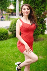 Julia from Kharkov, 29 years, with brown eyes, dark brown hair, Christian. #5