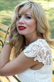 Anna from Mariupol, 51 years, with grey eyes, blonde hair, Christian, sales specialist. #13