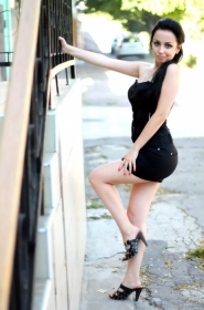 Natalya from Kherson, 30 years, with brown eyes, dark brown hair, Christian, student. #2