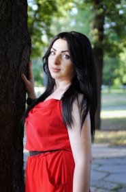 Anastasia from Kharkov, 31 years, with brown eyes, black hair, Christian, Doctor. #7