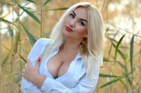 Veronica from Nikolaev, 33 years, with green eyes, blonde hair, Christian, Cover Girl. #6