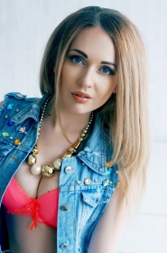 Julia from Nikolaev, 34 years, with blue eyes, blonde hair, Christian, dancer. #4