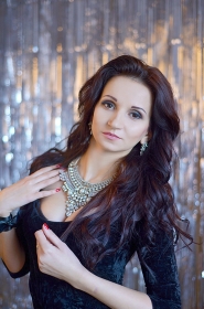 Marina from Dnepr, 35 years, with brown eyes, black hair, Christian, Director of beauty Salon. #7