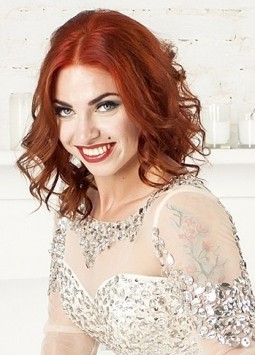 Anna from Kiev, 34 years, with grey eyes, red hair, Christian, Fitness Coach.