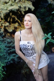 Olga from Kharkov, 37 years, with green eyes, blonde hair, Christian, house-wife. #8