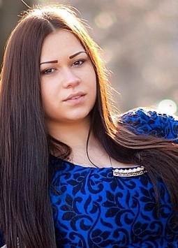 Yanina from Nikolaev, 26 years, with hazel eyes, dark brown hair, Christian, psychologist.