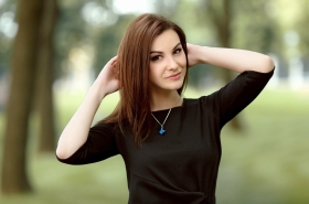 Karina from Kharkov, 32 years, with hazel eyes, light brown hair, Catholic, make-up specialist. #1