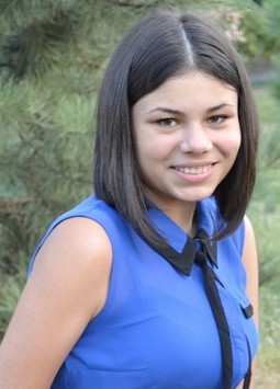 Anastasia from Illichevsk, 28 years, with brown eyes, dark brown hair, Administrator of restaurant.