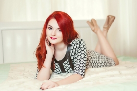 Liliya from Kharkov, 26 years, with brown eyes, red hair, Christian, Manager. #2