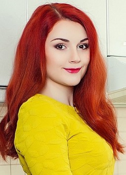 Liliya from Kharkov, 25 years, with brown eyes, red hair, Christian, Manager.