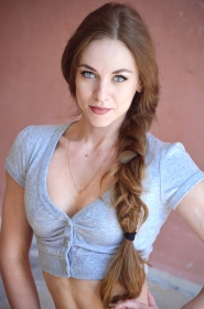 Anastasia from Zaporozhye, 35 years, with green eyes, auburn hair, Christian, bank employer. #7