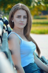 Ekaterina from Zaporozhzhya, 26 years, with brown eyes, light brown hair, Christian, fitness trainer, English teacher. #1