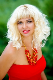 Elena from Dnepropetrovsk, 43 years, with green eyes, blonde hair, Christian, lawyer. #3