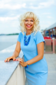 Elena from Dnepropetrovsk, 43 years, with green eyes, blonde hair, Christian, lawyer. #5