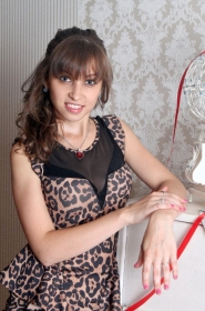 Olesya from Samara, 34 years, with grey eyes, light brown hair, Christian, Manager. #9