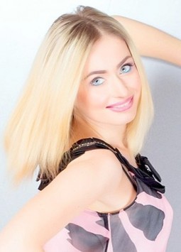 Ludmila from Kharkov, 37 years, with blue eyes, blonde hair, Christian.