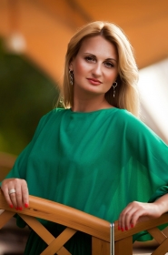 Alexandra from Zaporozhye, 45 years, with green eyes, blonde hair, Christian, Doctor. #9