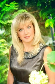 Liliya from Kharkov, 50 years, with green eyes, blonde hair, Christian, sales maneger. #2