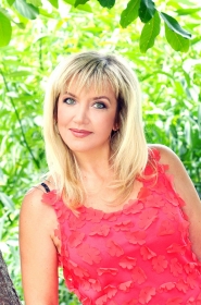 Liliya from Kharkov, 50 years, with green eyes, blonde hair, Christian, sales maneger. #9