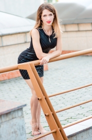 Zhanette from Cherkassy, 30 years, with green eyes, light brown hair, Christian, dance teacher. #8
