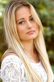 Irina from Odessa, 31 years, with grey eyes, blonde hair, Christian, Economist. #13