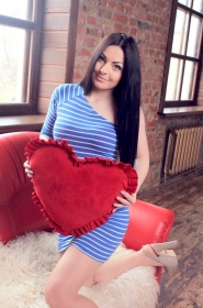 Alina from Lugansk, 30 years, with grey eyes, black hair, Christian, Hairdresser. #15
