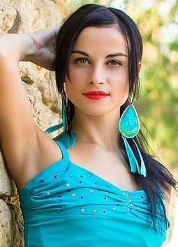 Tatyana from Nikolaev, 28 years, with green eyes, black hair, Christian, animator, actor.