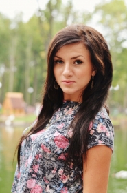Olga from Kharkov, 30 years, with green eyes, dark brown hair, Christian, psychologist. #6