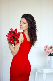 Maria from Dnipropetrovsk, 28 years, with brown eyes, dark brown hair, Christian, Photographer. #7