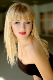 Oksana from Nikolaev, 36 years, with blue eyes, blonde hair, Christian, accountant. #1