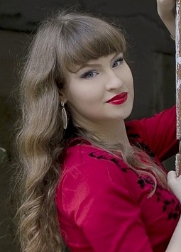 Kristina from Nikolaev, 28 years, with blue eyes, light brown hair, Christian, student.