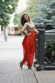 Oksana from Poltava, 31 years, with brown eyes, light brown hair, Christian, fitness trainer. #10