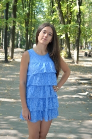 Alice from Cherkassy, 27 years, with green eyes, dark brown hair, Christian, good student. #4