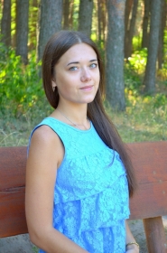 Alice from Cherkassy, 27 years, with green eyes, dark brown hair, Christian, good student. #10