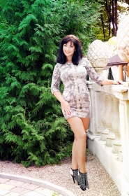 Marina from Kharkov, 43 years, with brown eyes, dark brown hair, Christian, business woman. #12